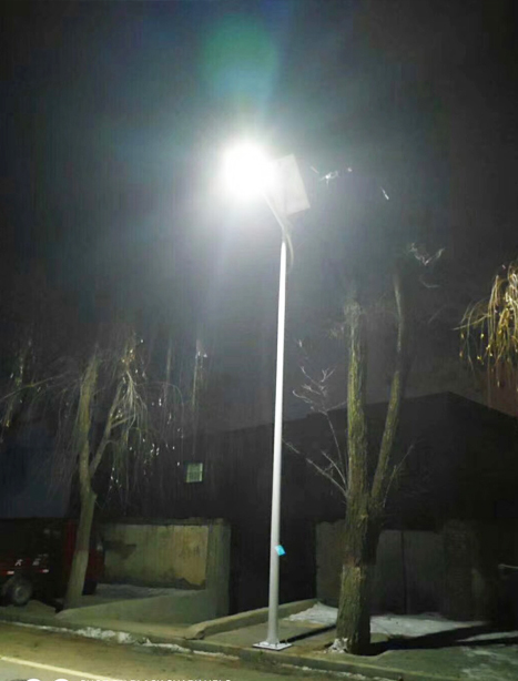 积石山县康县太阳能路灯项目